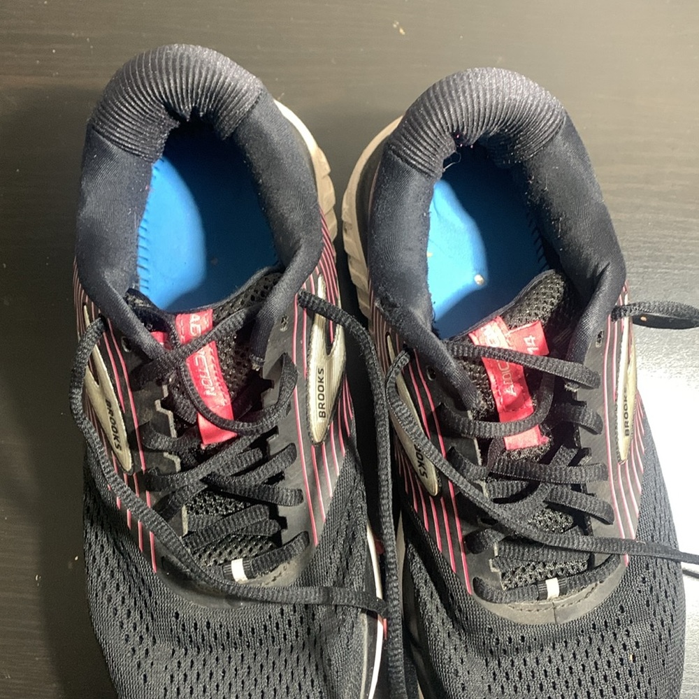 Brooks Addiction 14 Sneakers View 6